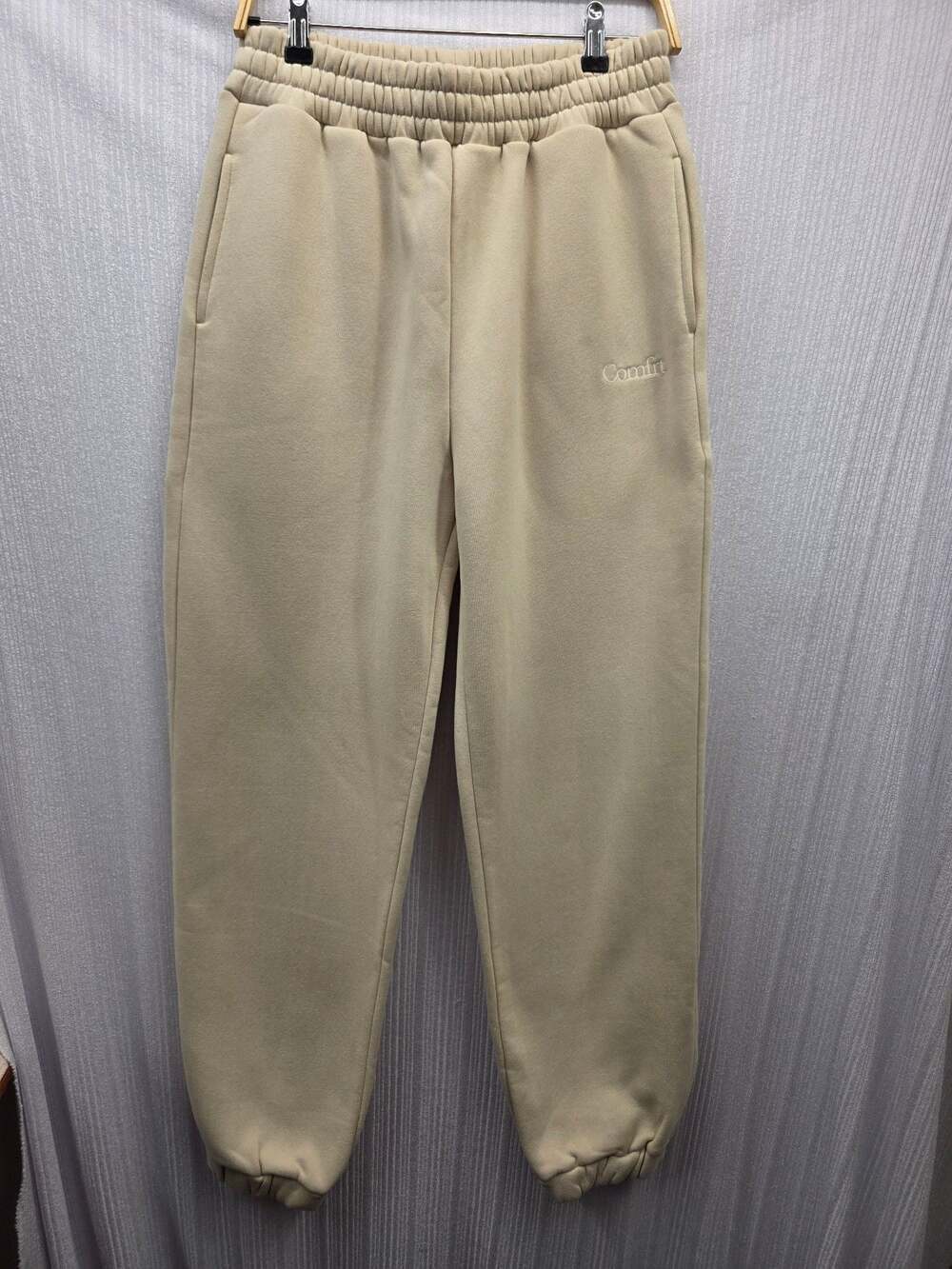 Comfrt Beige Jogger Sweatpants Size M